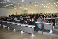 صور: محاضرة في الكلية الاكاديمية حول تأثير برامج الواقع في العالم العربي